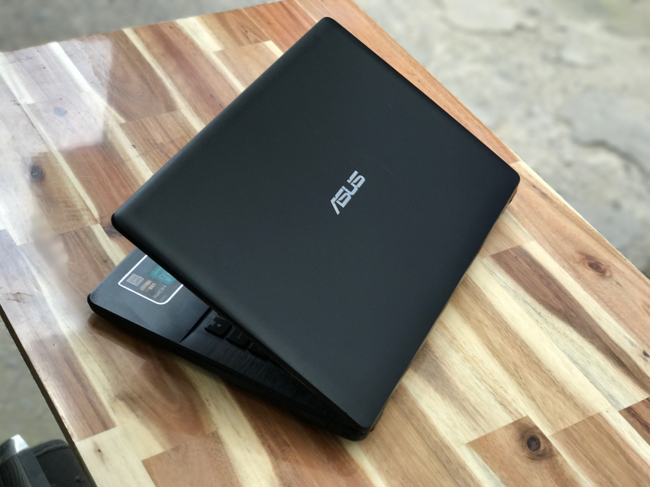 Laptop Asus X450la core i3 th 4 ram 4gb ổ cứng 320gb