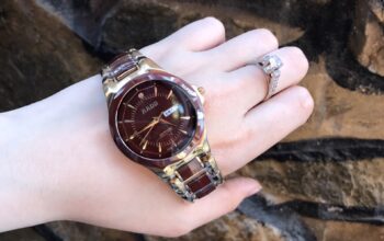 Đồng hồ đeo tay nam dây đá ceramic dây làm bằng đá màu tạo phong cách đẳng