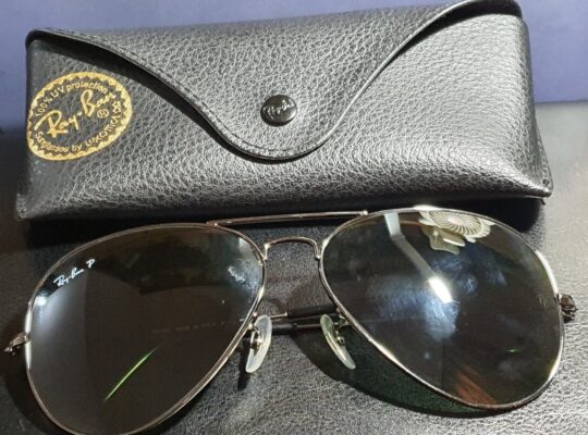 Mắt kính Ray Ban 3025 002/58 62-14 Polarized Green