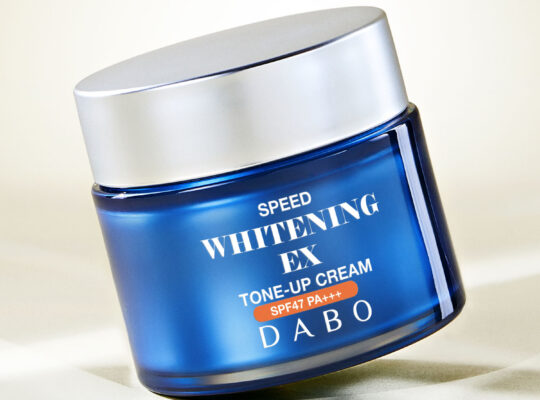 Kem dưỡng trắng da Dabo Speed Whitening Ex Tone-Up Cream