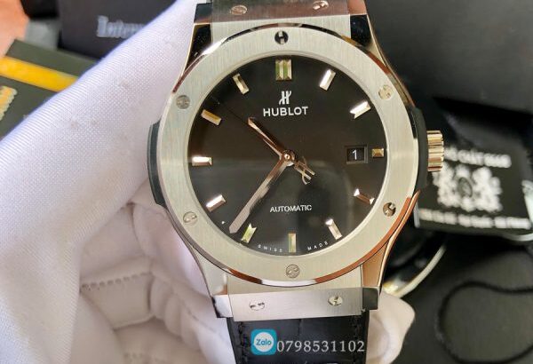 Đồng hồ Hublot Size 42 Classic Fusion mã hiệu 565.