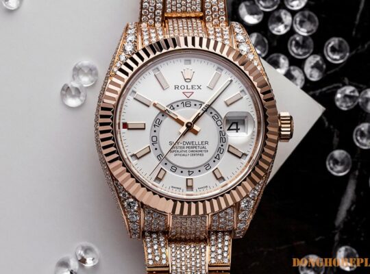 Hướng dẫn chi tiết cách lên dây cót đồng hồ Rolex