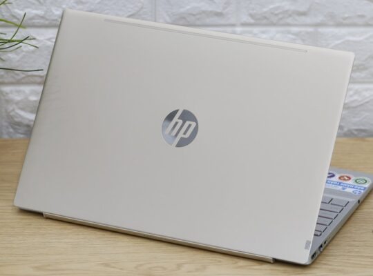 Bán laptop HP Pavilion 15-cs0018TU core i5-8250TU ram 8gb ssd 256gb