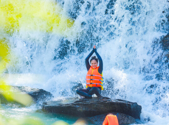 Tour Rafting Đạp xe – leo núi – Chèo thuyền vượt thác 1N