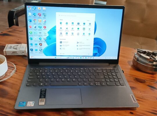 Laptop Lenovo 5 i5-1135g7 8gb-256gb-15.6