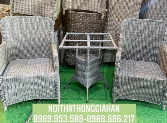 Sale bàn ghế mây nhựa quán ăn Hồng Gia Hân H326