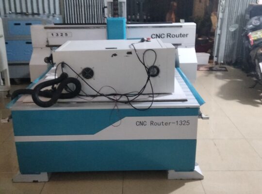 Thanh lý máy CNC 1325 chuyên dùng cho ngành quảng cáo