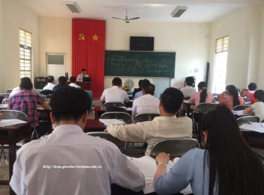 CHỈ VỚI 2 THÁNG HỌC – LẤY NGAY CHỨNG CHỈ HƯỚNG DẪN VIÊN DU LỊCH