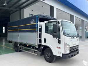 Xe tải Isuzu QKR270 thùng bạt bửng nhôm